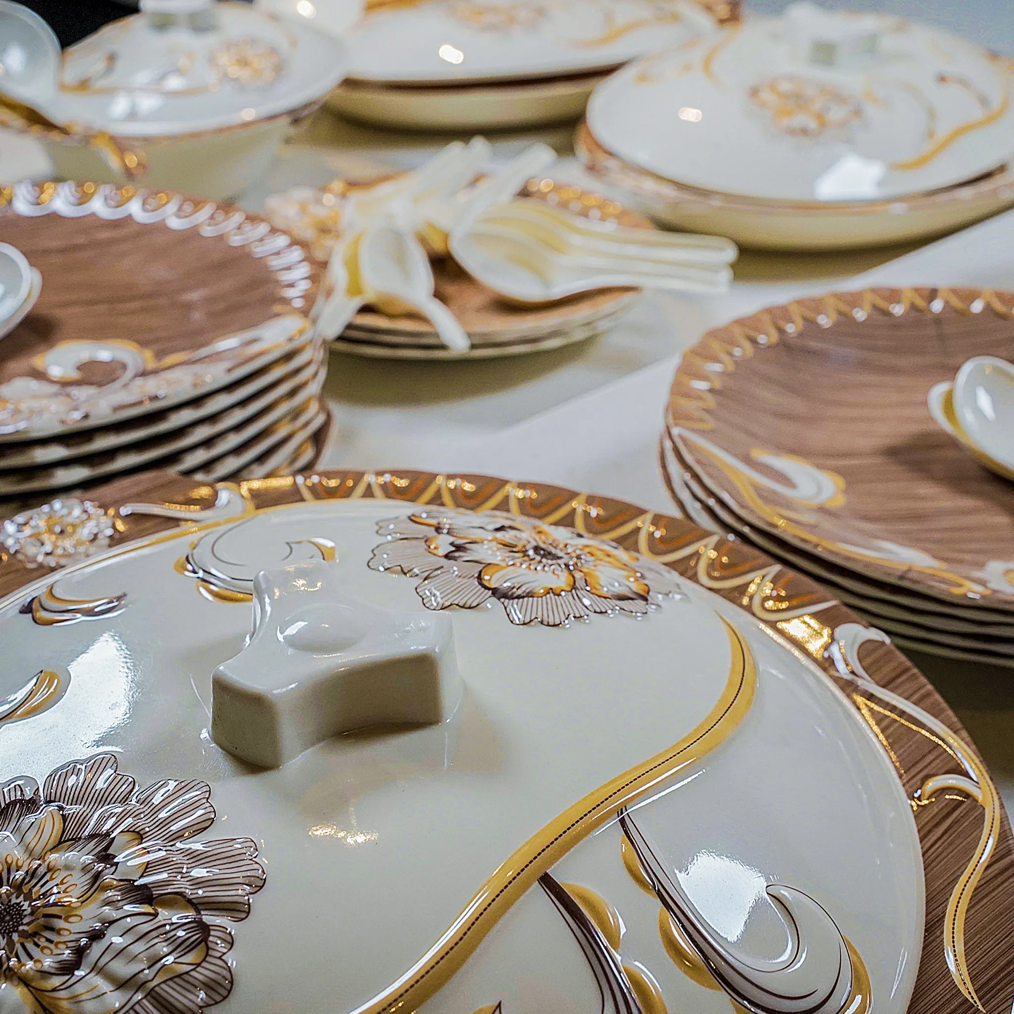 64 Piece Royal Circle Dinnerset