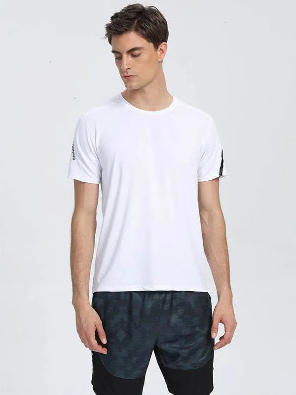 Men's loose, breathable and quick-drying sports t-shirt